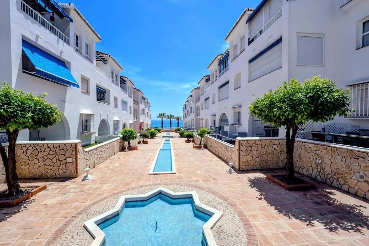 Fuentes De Nerja Blq A Apartment 0*,