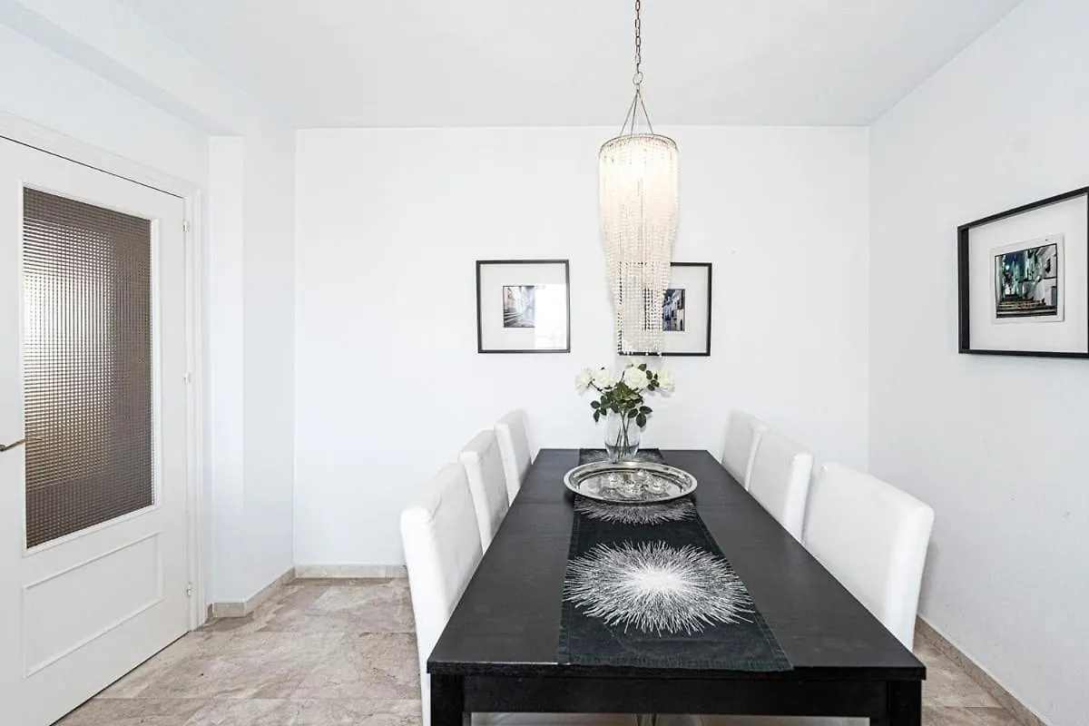 Fuentes De Nerja Blq A Apartment 0*,